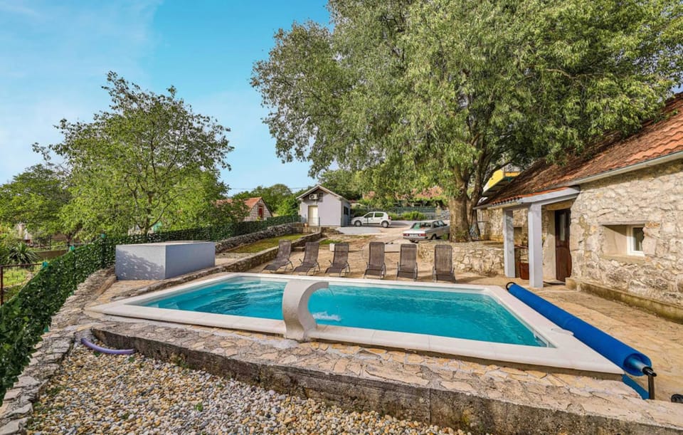 Holiday Home Tissa House in Split-Dalmatia County