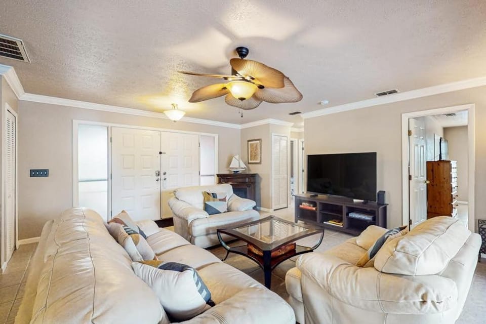 Tranquil Cape Living House in Cape Coral