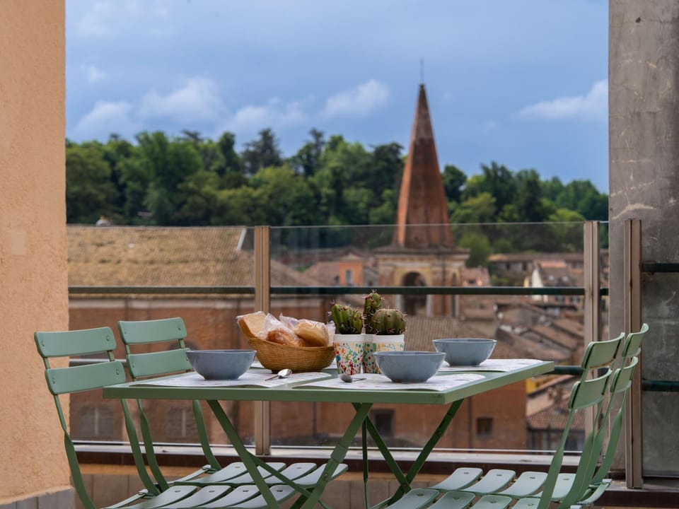 View (from property/room), Balcony/Terrace