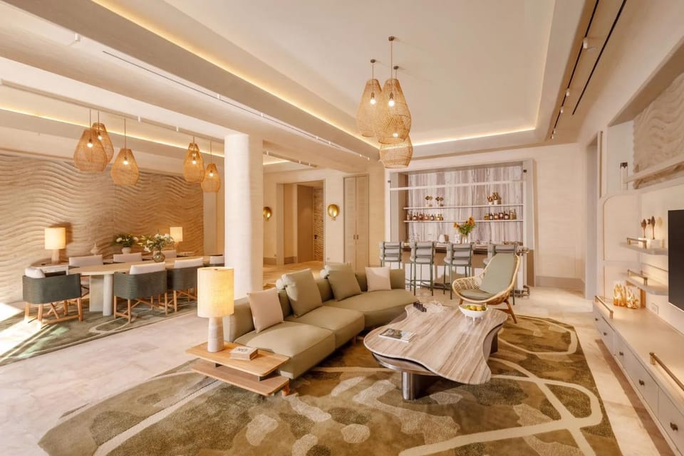 Communal lounge/ TV room, Lounge or bar, Seating area, Dining area
