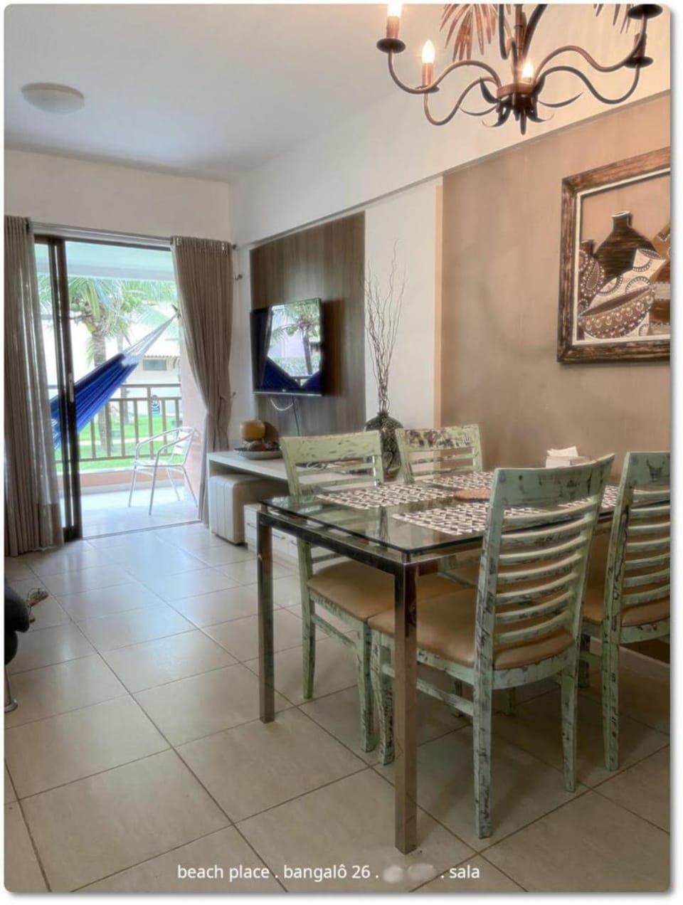 Communal lounge/ TV room, Seating area, Dining area