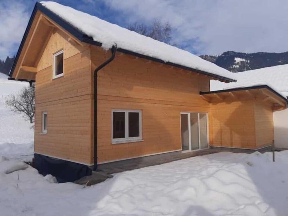 Felsenfest Cottage House in Carinthia, Austria