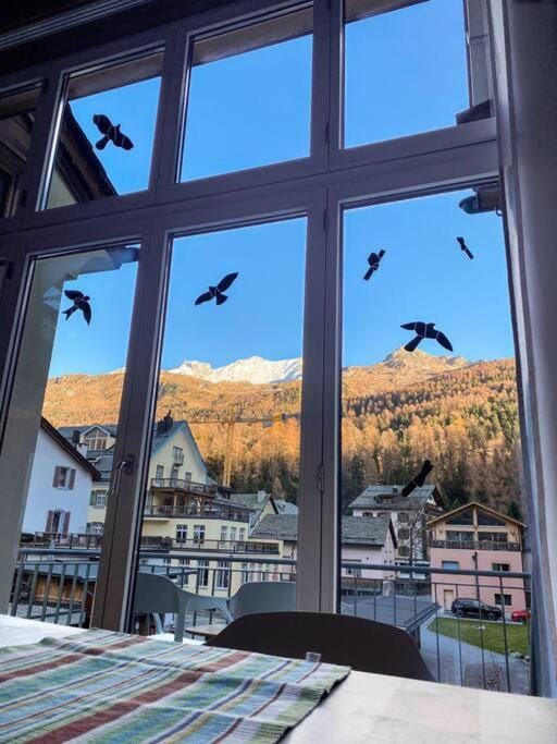 Day, Natural landscape, View (from property/room), Balcony/Terrace, Autumn, Mountain view