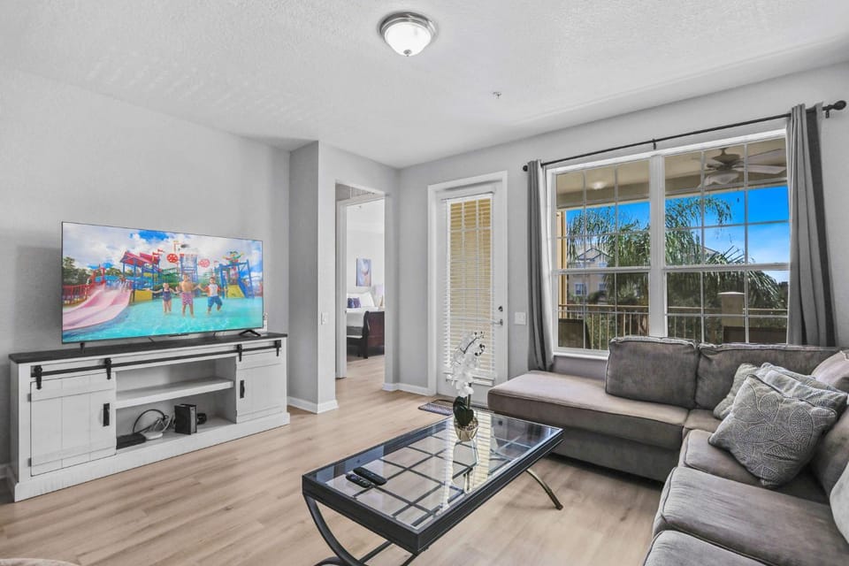 4804 Cayview Avenue 305 Apartment in Orlando