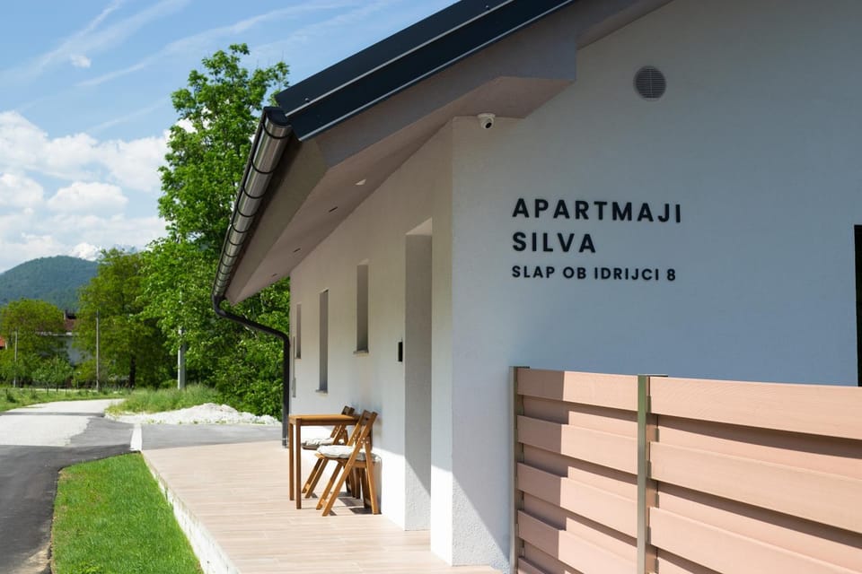 Property building, Text overlay