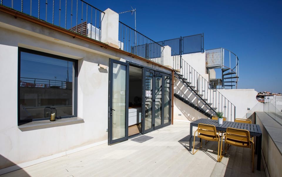 Patio, Day, View (from property/room), Balcony/Terrace