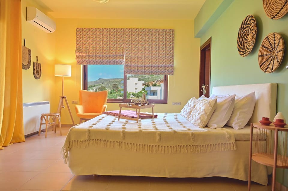 Bedroom, air conditioner