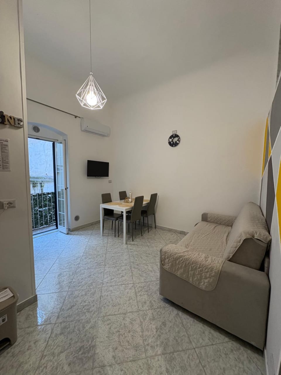 Newhouse CLASS Apartment in Bari