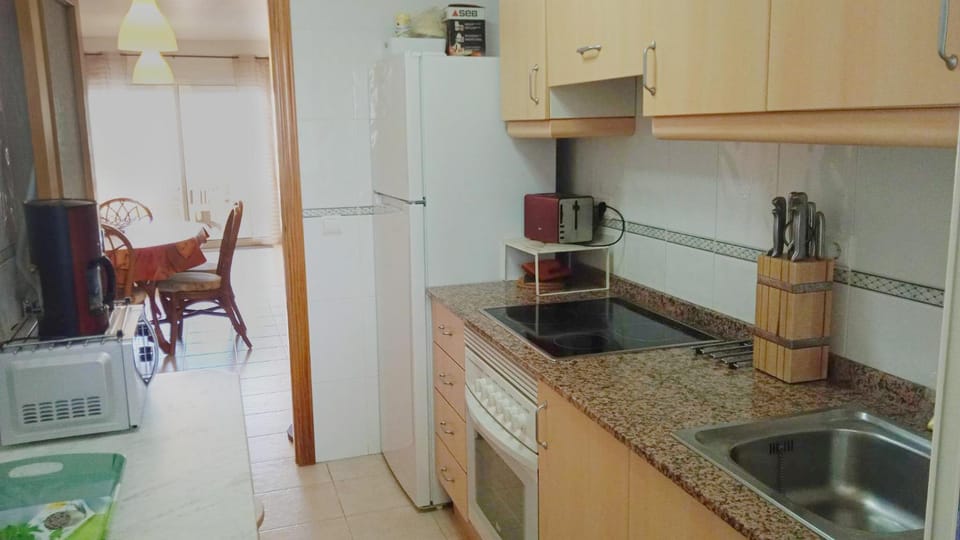 Shower, Spring, Bed, Activities, Winter, Summer, Balcony/Terrace, Kitchen or kitchenette, Beach, Hiking, Animals, Animals, Animals, Autumn, Pets, Pets, Pets, Sports, Entertainment, children, children, children, young children, young children, young children, older children, older children, older children, group of guests, group of guests, group of guests, cot, Family, Family, Family, Parking, microwave, oven, pet friendly, pet friendly, stove, washing machine, elevator