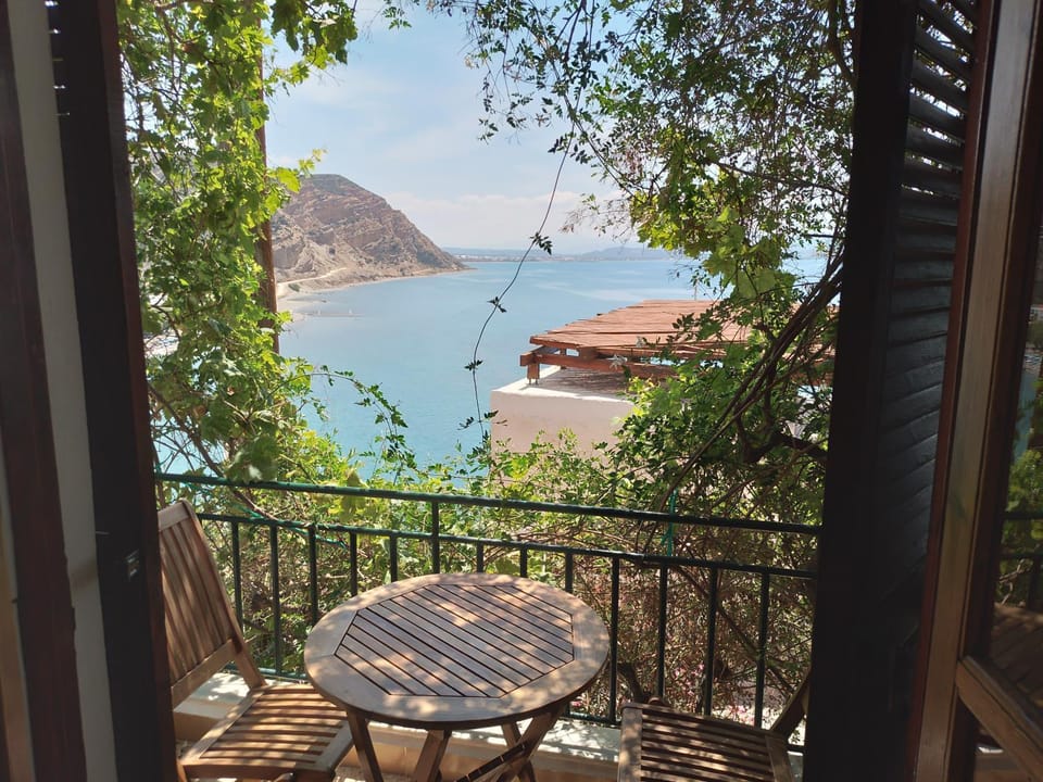 Loggia Bed and Breakfast in Crete