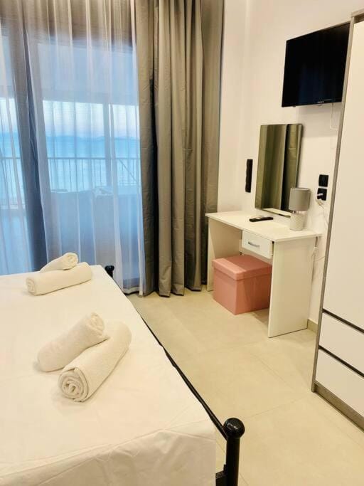 Ipsos seafront Apartment in Corfu, Greece