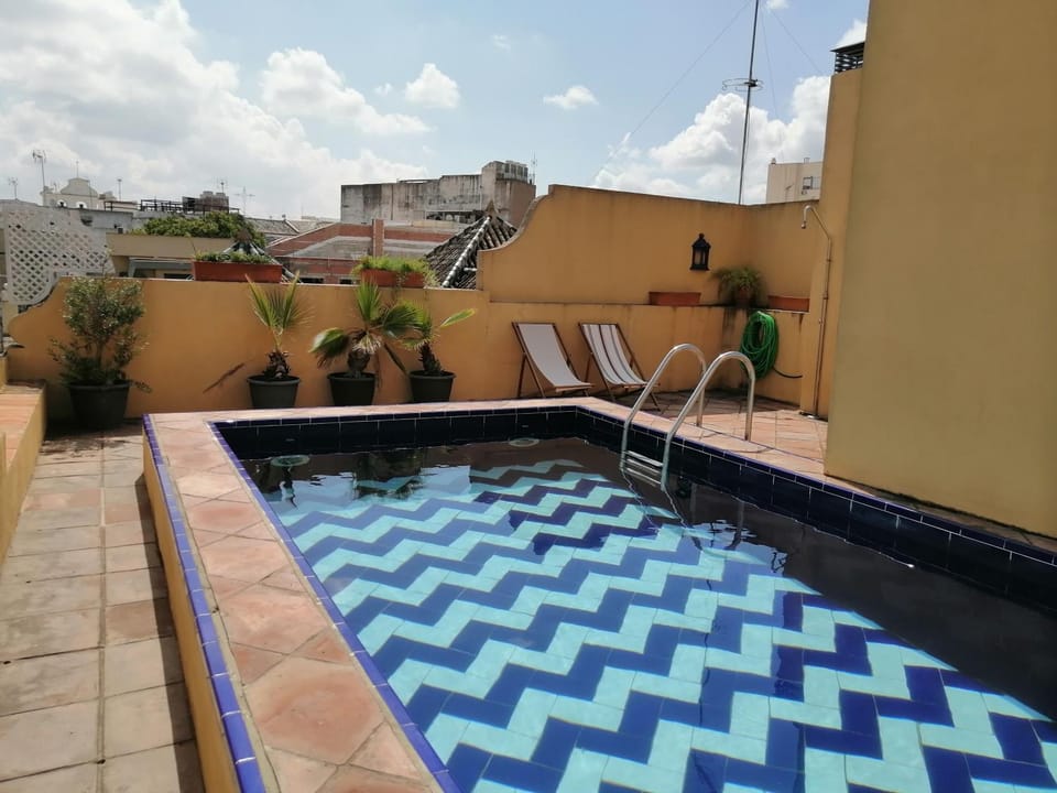 Balcony/Terrace, Swimming pool