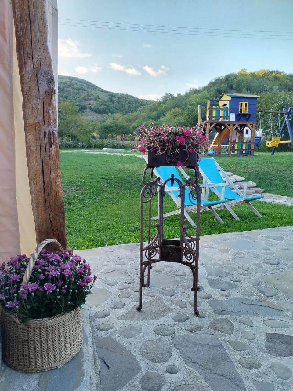 Day, Natural landscape, Children play ground, Garden, Mountain view, sunbed