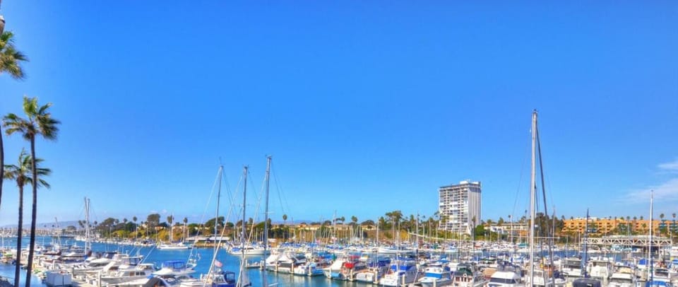 314B Harbor View, Steps to the Beach, Free Wifi, Marina Del Mar 314B House in Oceanside