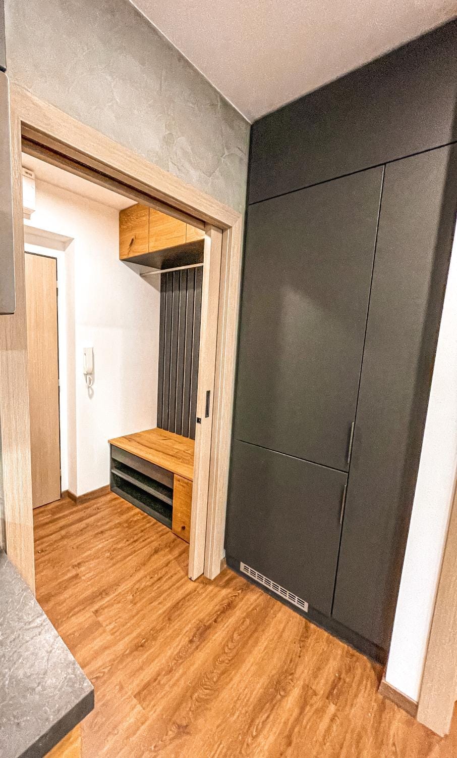 wardrobe, kitchen