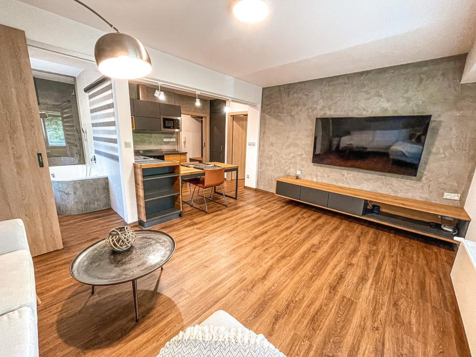 TV and multimedia, Living room