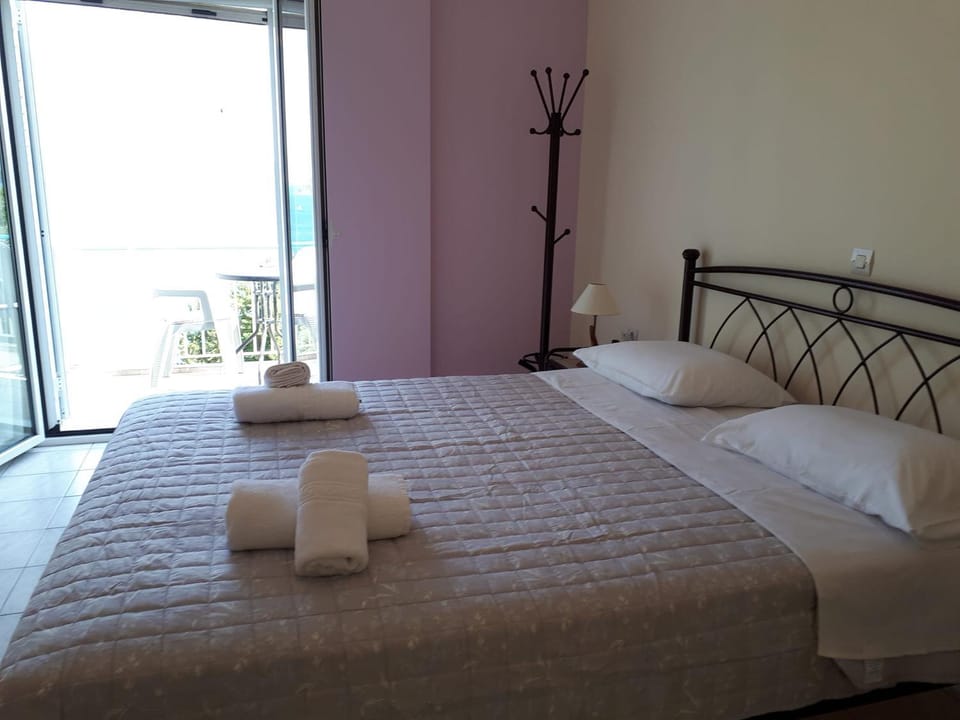 Pantheon Studios Apartment in Lefkada, Lefkada Municipality, Greece