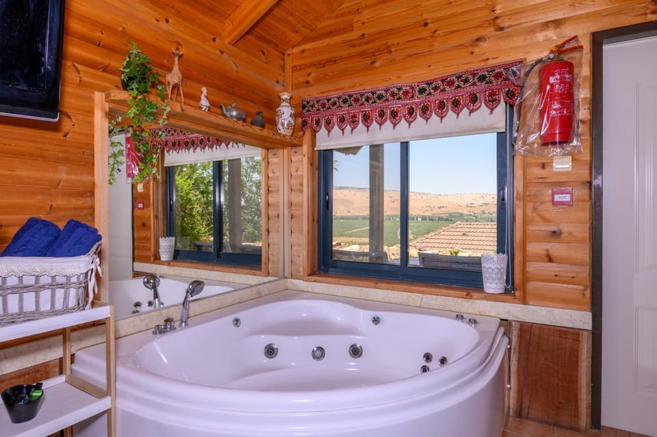 Natural landscape, Hot Tub