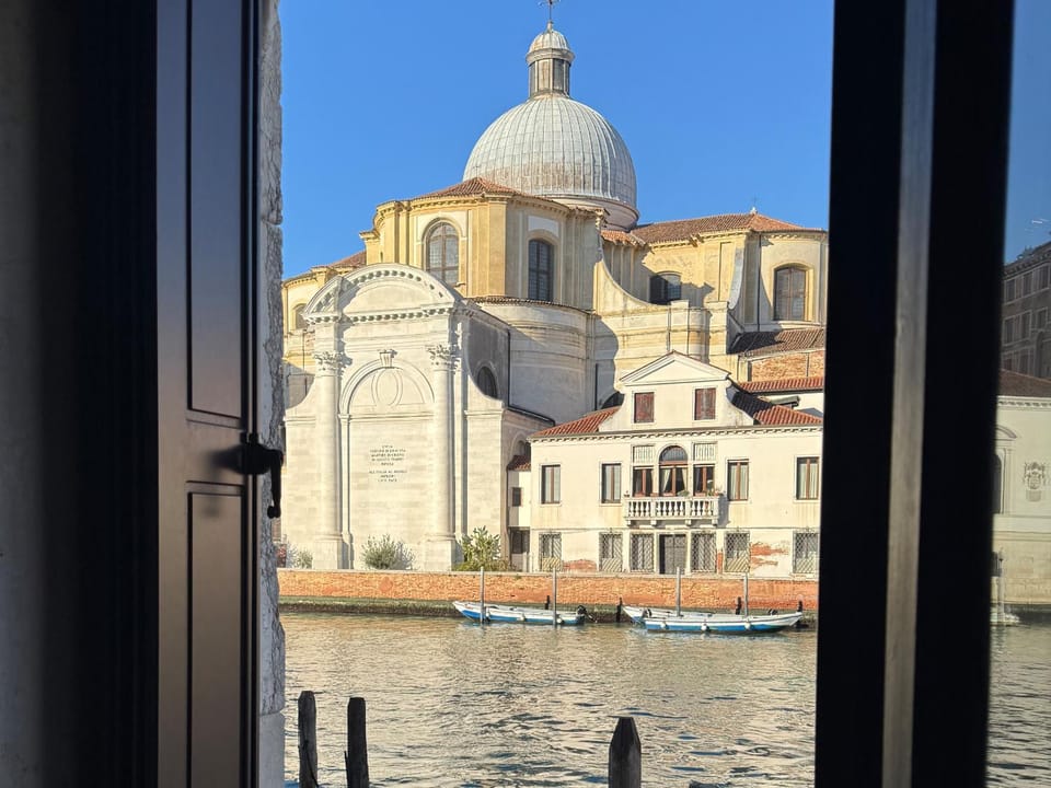 Landmark view, River view