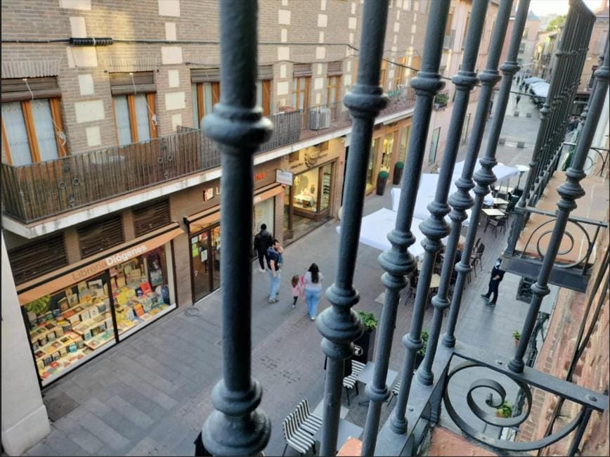 Los Gigantes Apartment in Alcala de Henares