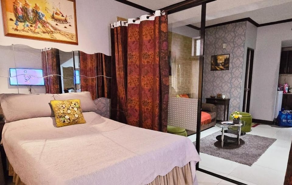 Manhattan Parkway Tower 2 Residences Cubao, Araneta Center Quezon City House in Pasig