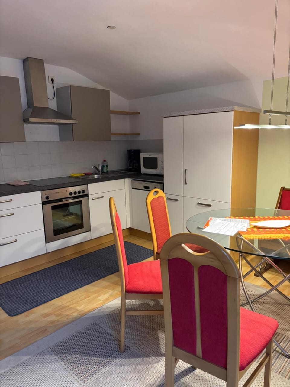 Kitchen or kitchenette, Living room, Dining area, dishwasher, oven