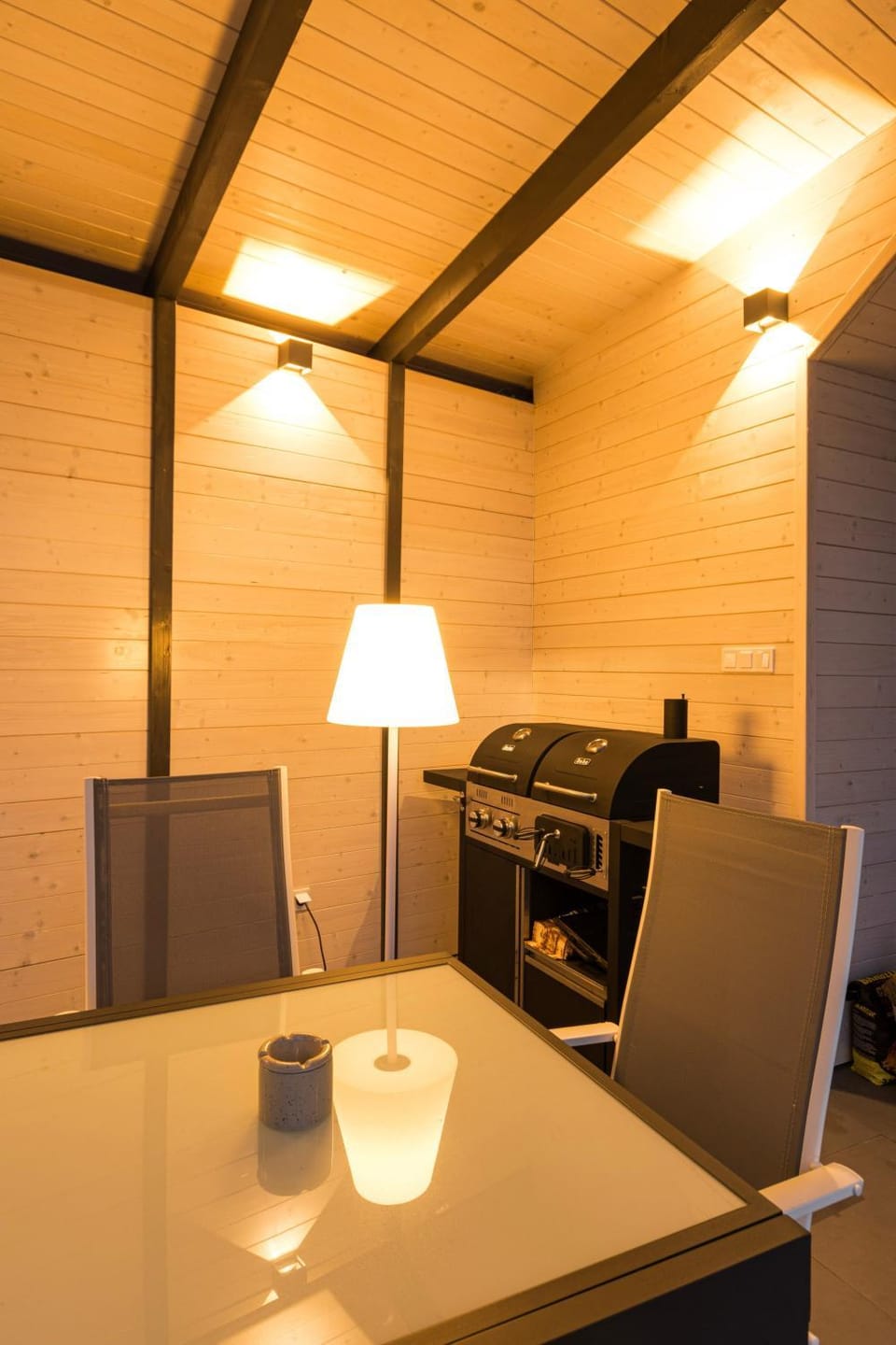 BBQ facilities, BBQ facilities