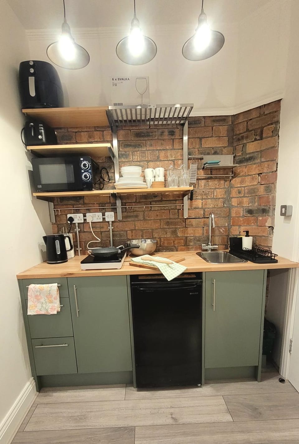 Kitchen or kitchenette