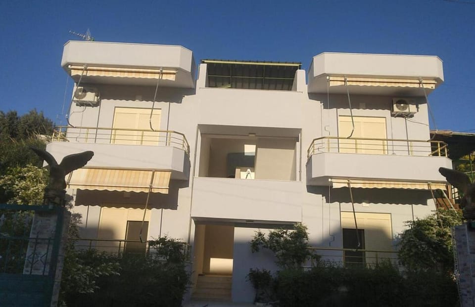 BRAHIMAJ Appartament House in Vlorë County, Albania