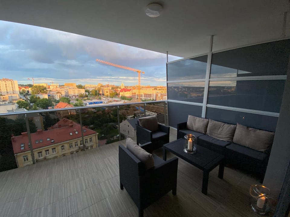 Balcony/Terrace, Seating area, City view