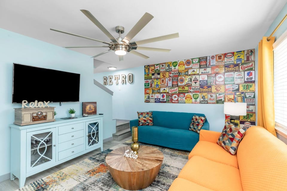 Retro - Arcade Home, Kids, Dogs, Grill, & Beach! House in Wright