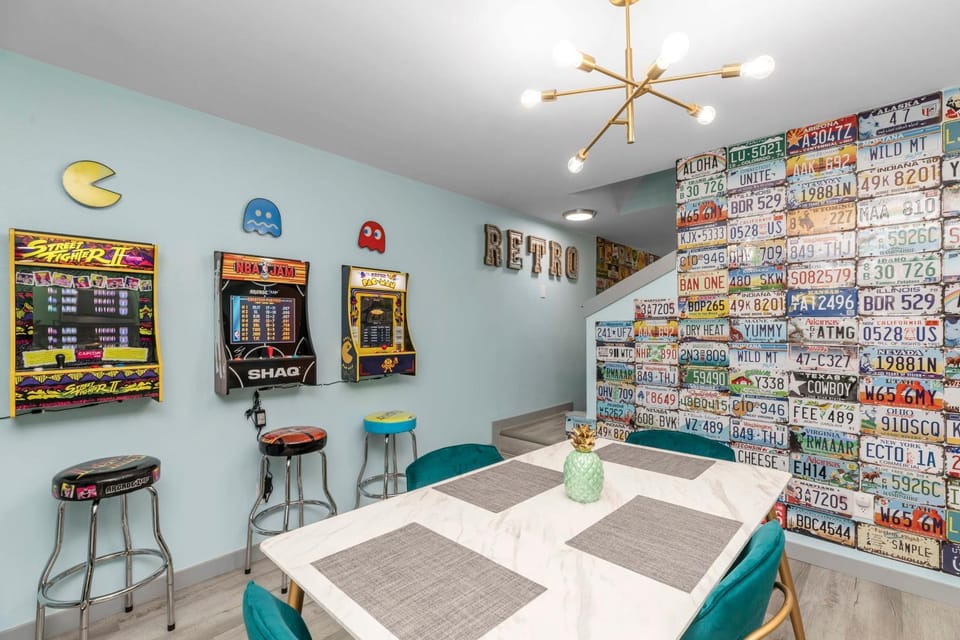Retro - Arcade Home, Kids, Dogs, Grill, & Beach! House in Wright