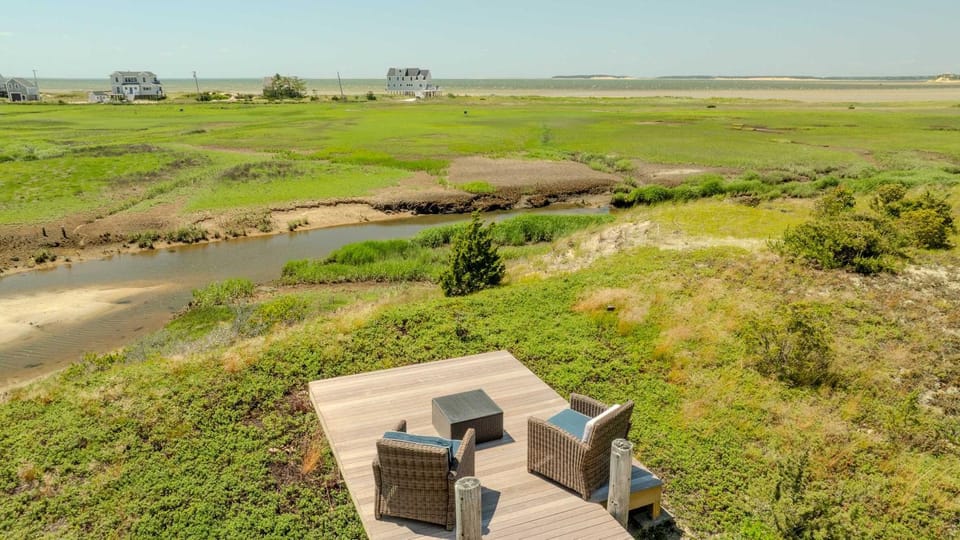 14463 - Waterfront Ocean View Deck Kayak WasherDryer and Central AC House in North Eastham
