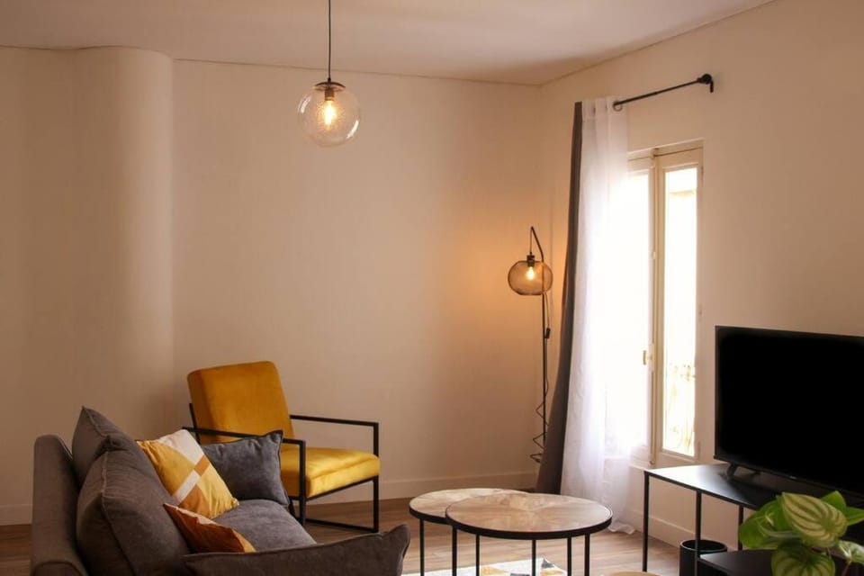 Proche festival - centre - lave-linge - wifi fibre Apartment in Avignon