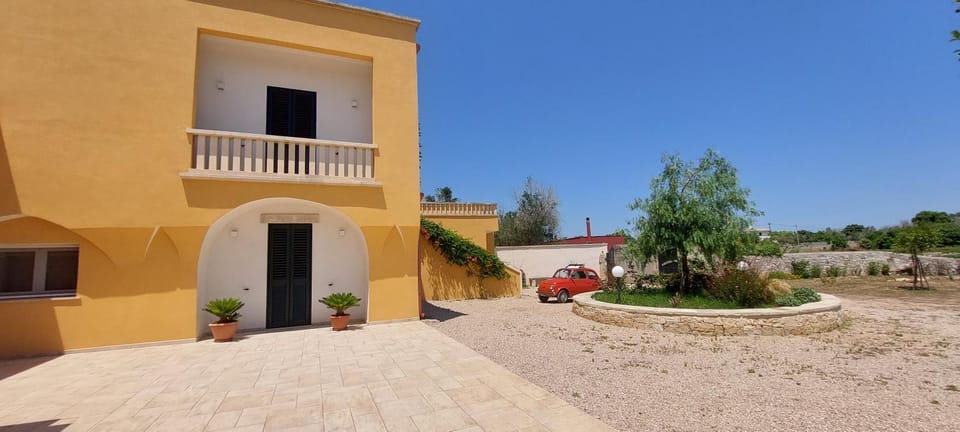 Property building, Spring, Garden, Garden view