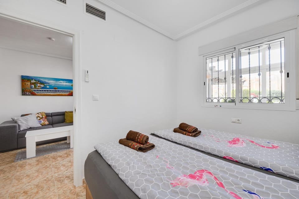 CB Living - Family holiday home in Punta Prima Apartment in Vega Baja del Segura