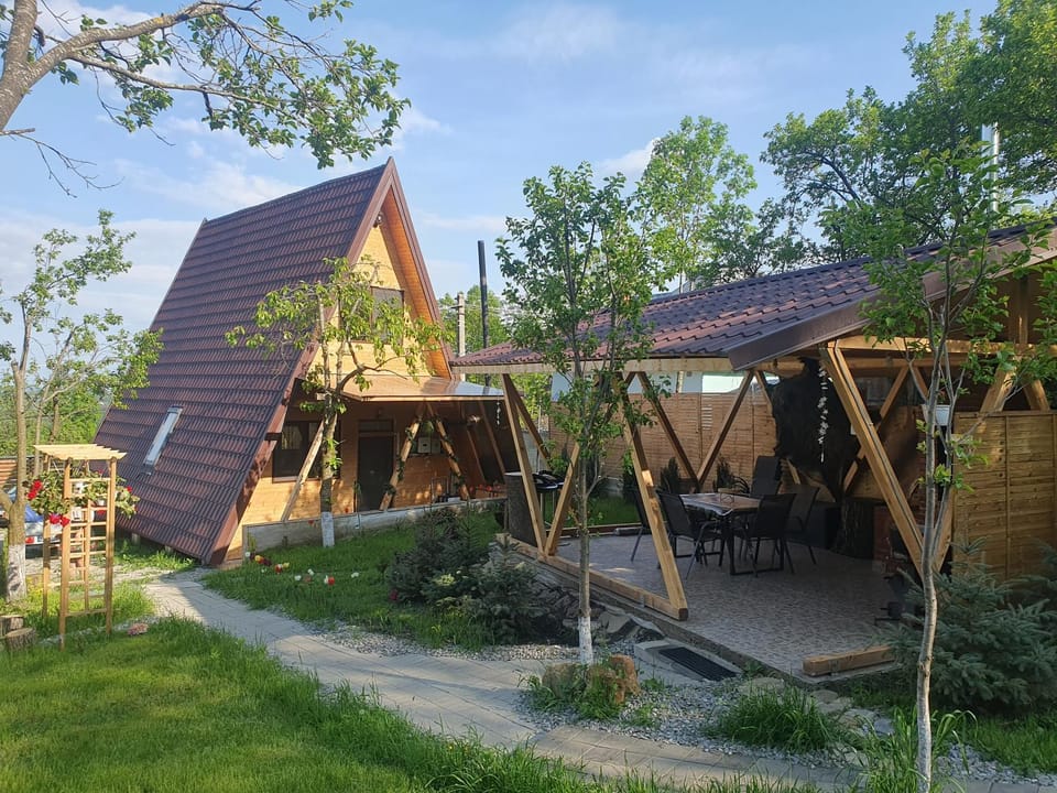 Cabana de Vis Valea Prahovei - ciubăr și saună la munte Chalet in Prahova, Romania