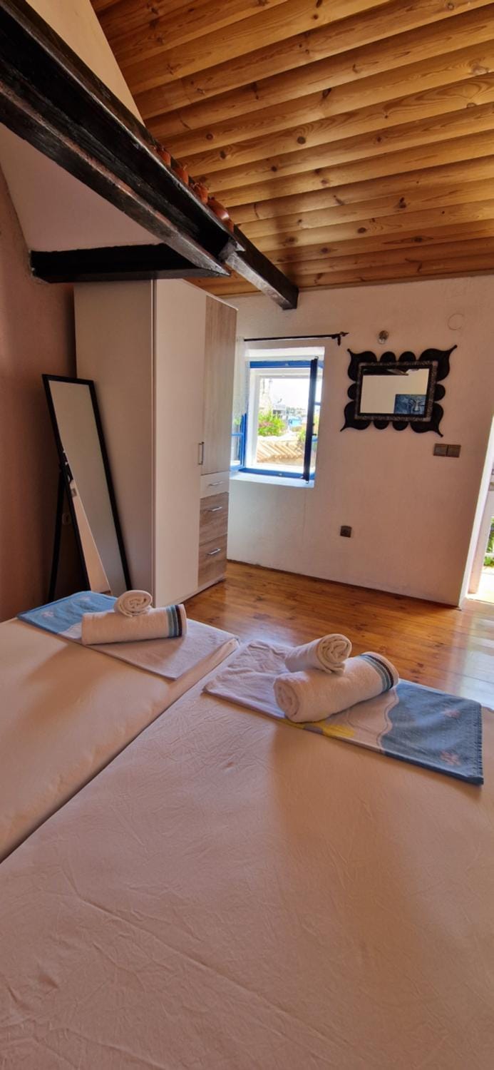 Apartments Školjka Apartment in Tisno