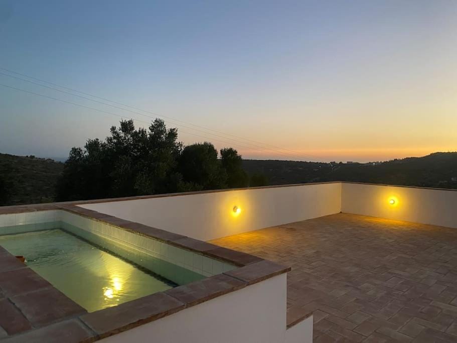 Mountain view, Swimming pool, Sunset