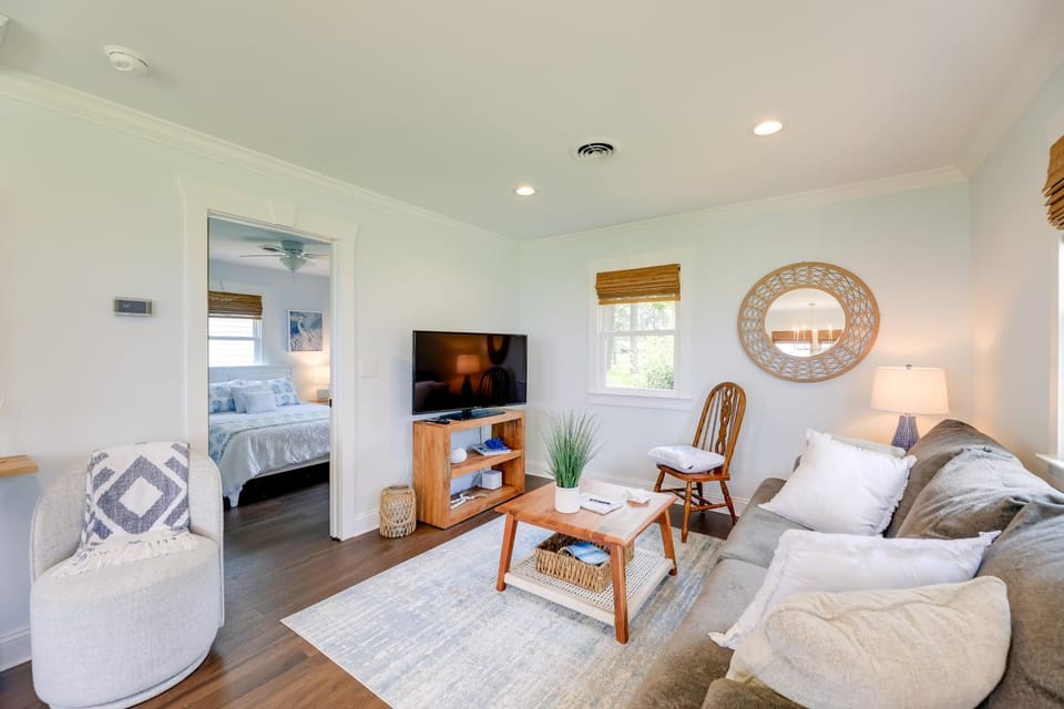 Waterfront Vacation Rental Home on Newport River! House in Beaufort
