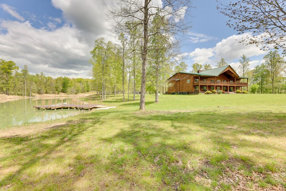Fraziers Bottom Cabin on 800 Acres of Land w/ Lake Cabin in Ohio