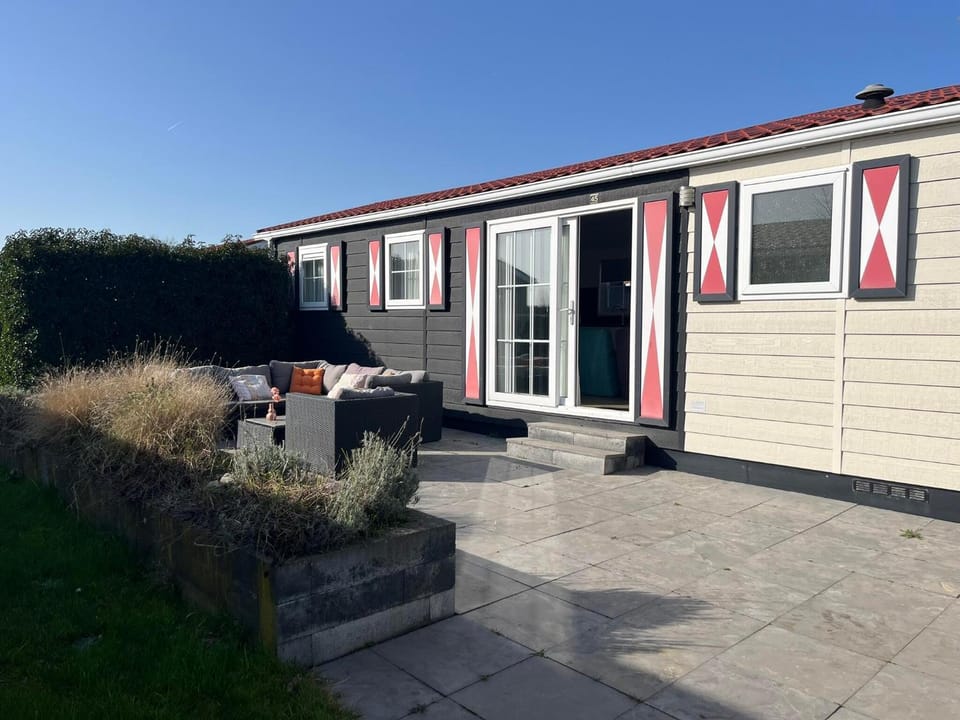 Property building, Garden
