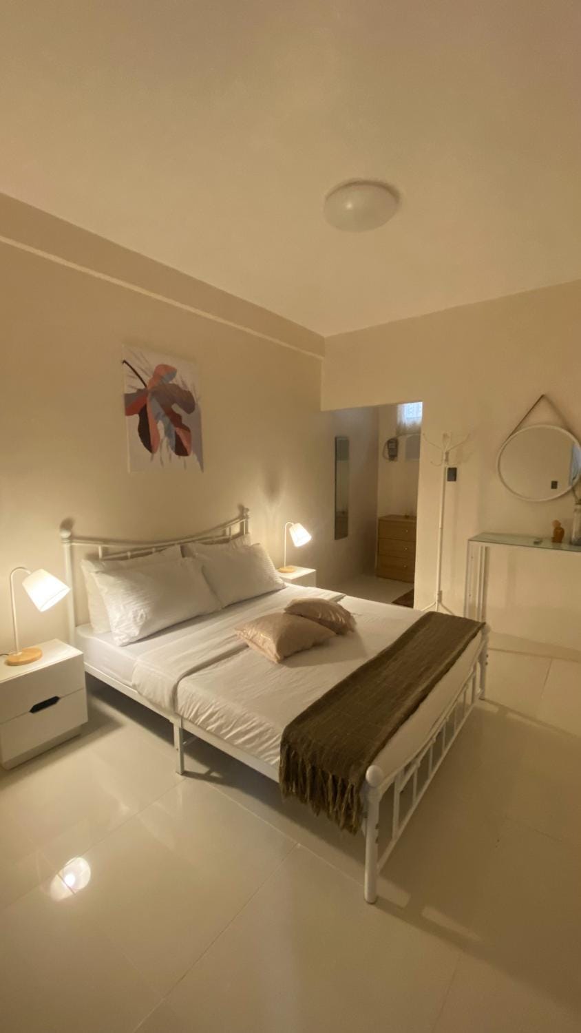 Cresta Dormitory Bed and Breakfast in Dumaguete