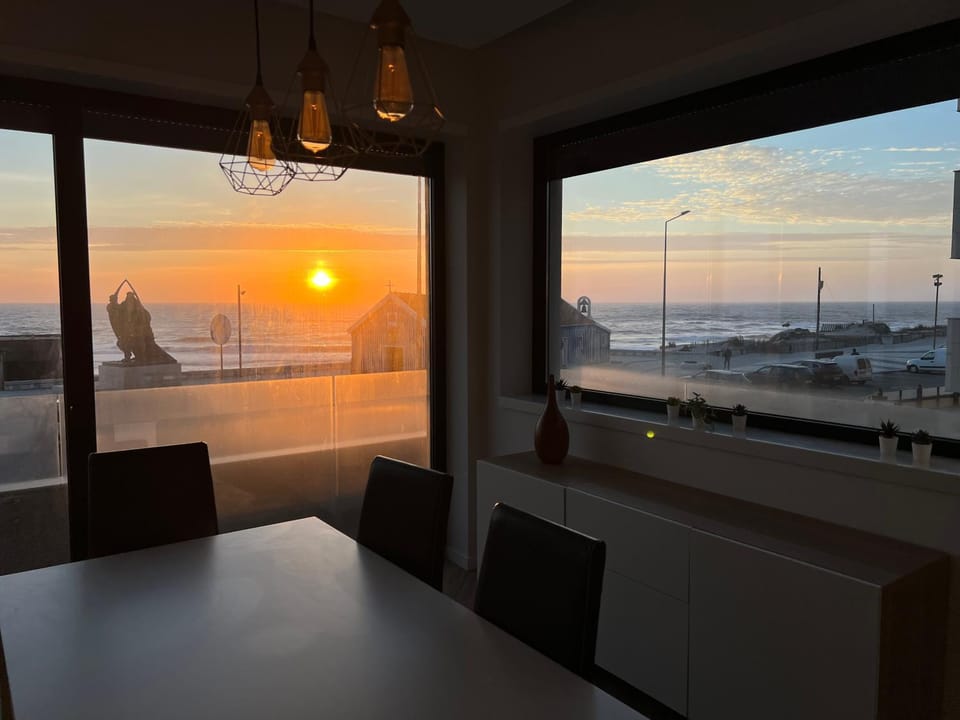 Natural landscape, Dining area, Sea view, Sunset