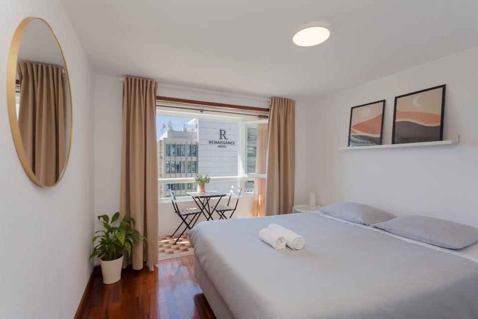Bed, View (from property/room), Photo of the whole room, Bedroom