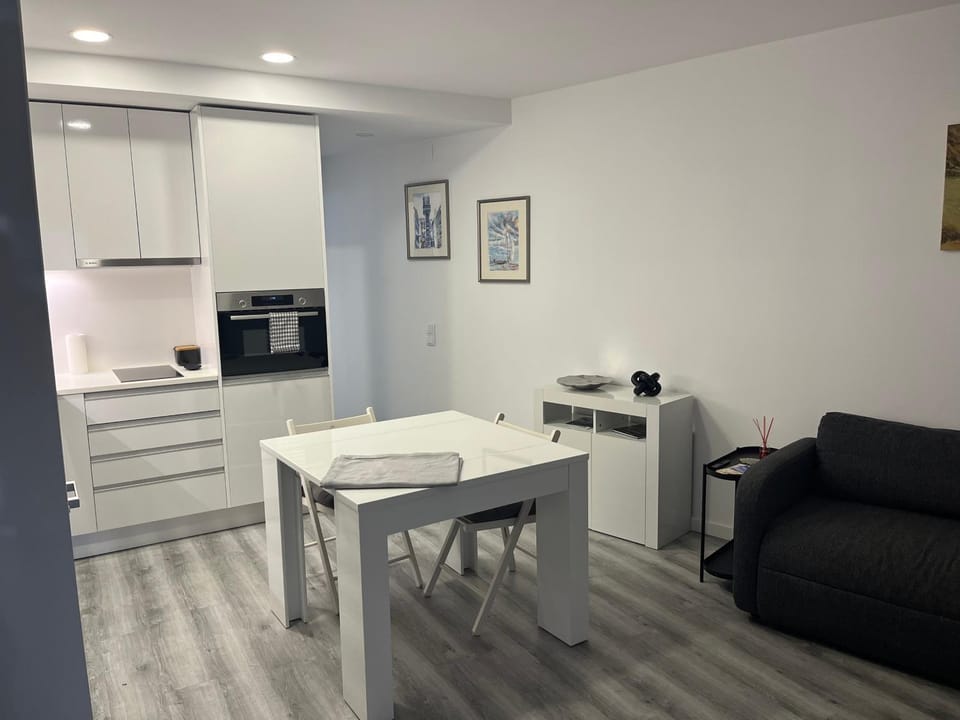 Kitchen or kitchenette, oven, stove