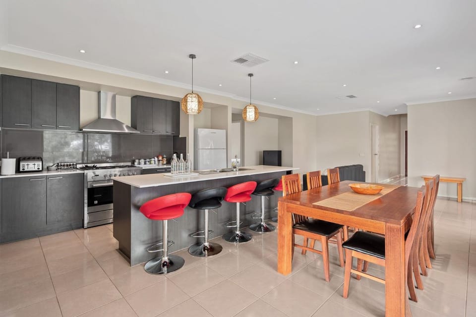 The Curlew Way Retreat House in Cowes