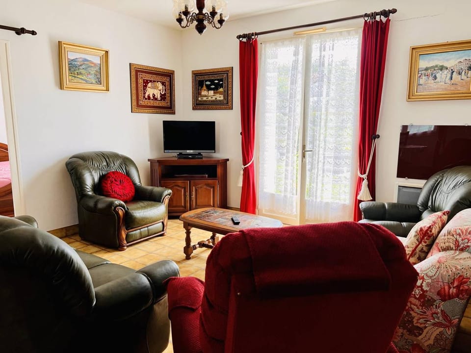Maison T3 à Cambo, Animaux Admis, Parking, Internet - FR-1-495-126 House in French Basque Country