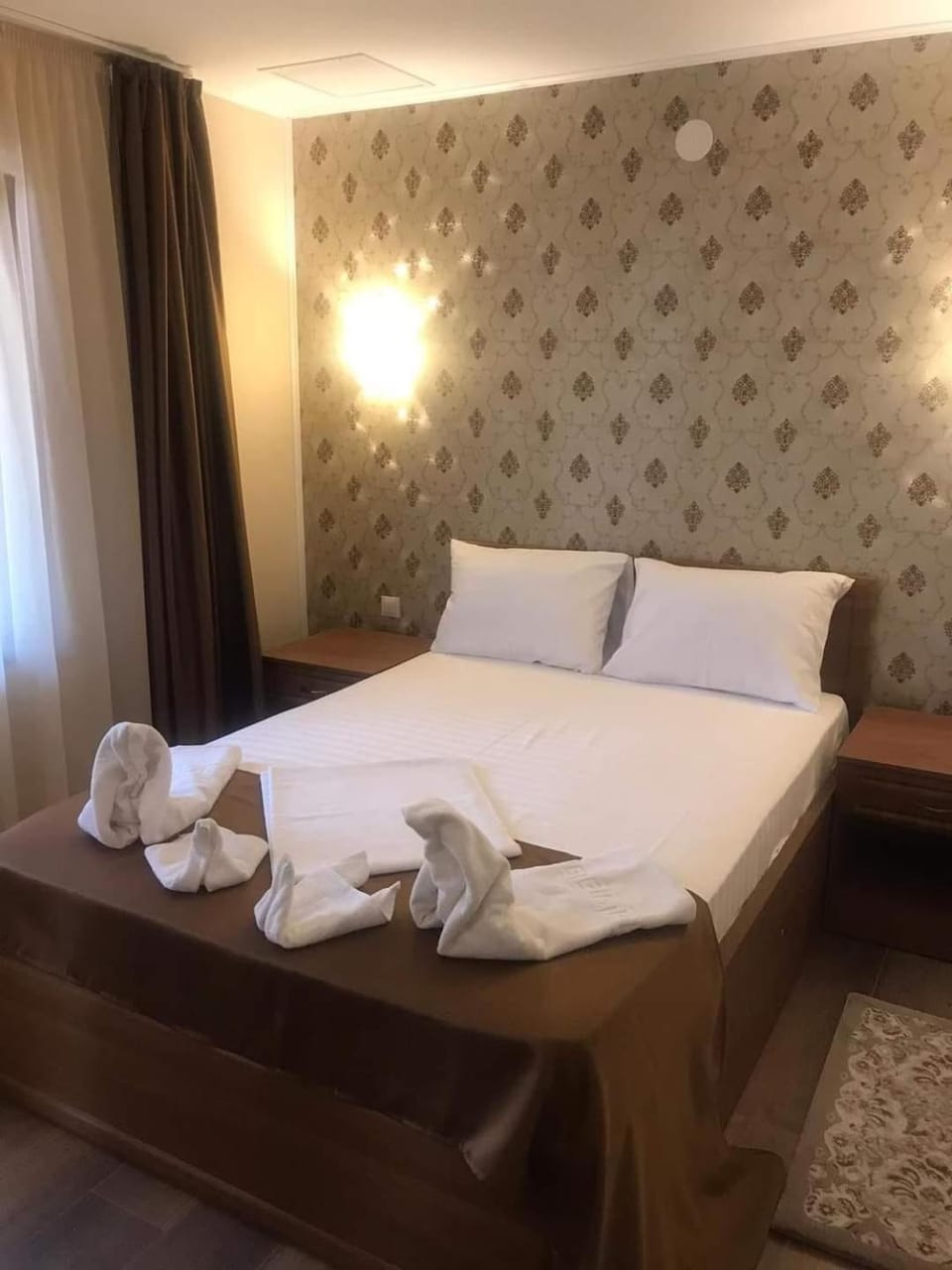 Pensiunea Casa Coroana Orăștie Bed and Breakfast in Romania
