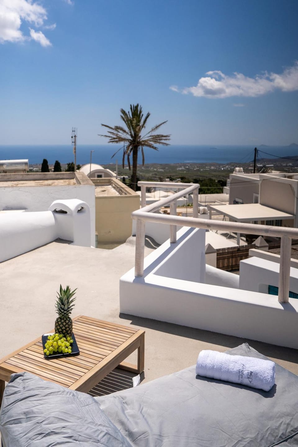 Balcony/Terrace, Pool view, Sea view, sunbed